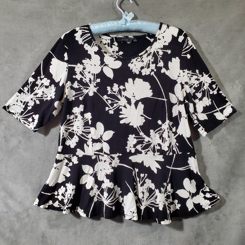 Apt 9 Fit and Flare Short Sleeve T-shirt Top Black and White XL